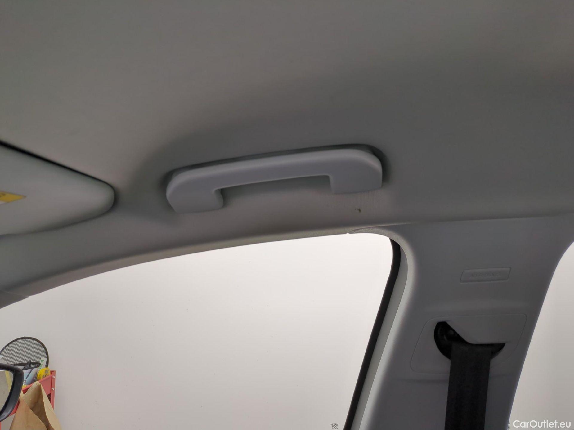  Peugeot  308  Premium Pack 1.5 HDi 130CV BVM6 E6dT #38