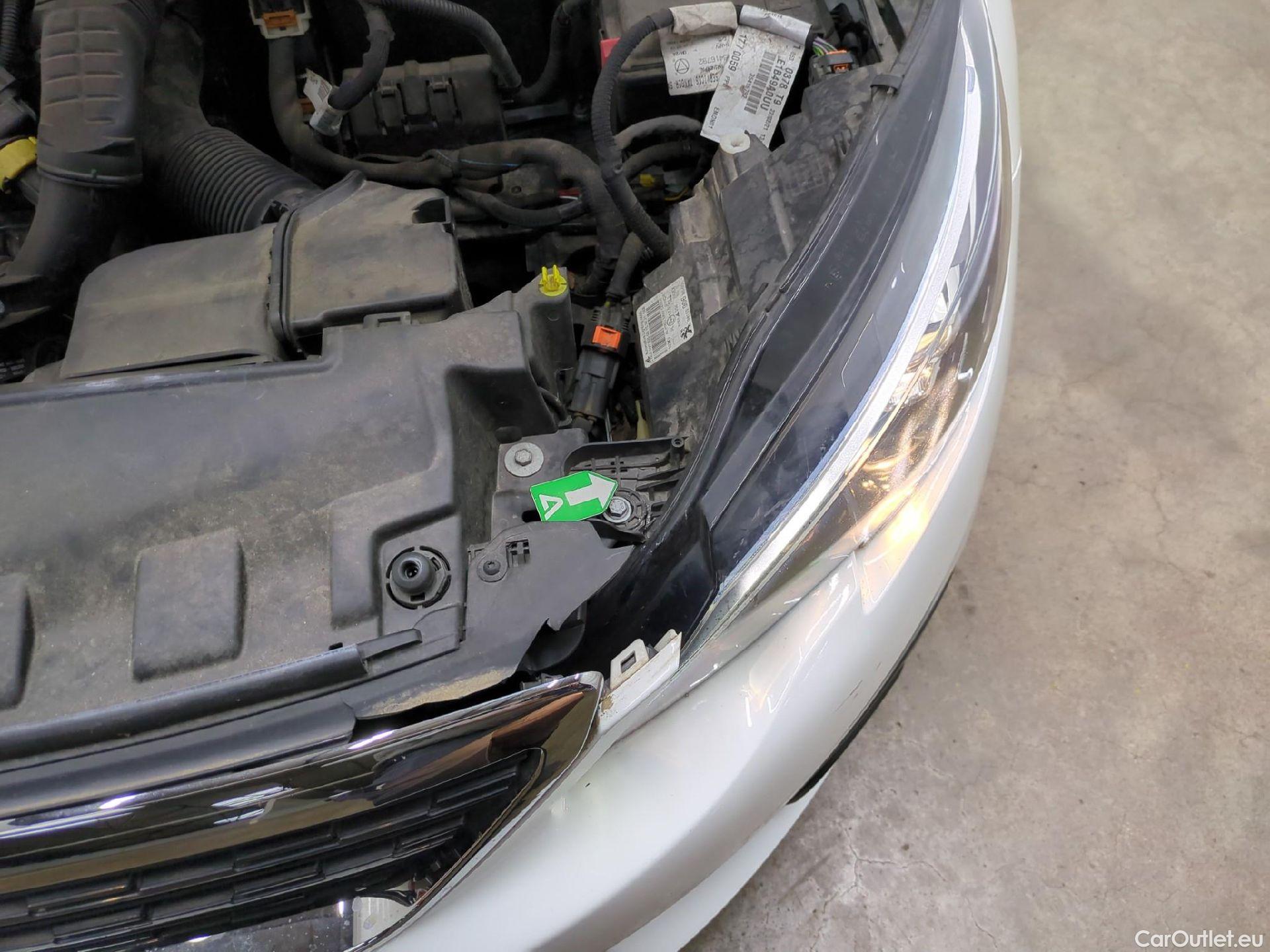  Peugeot  308  Premium Pack 1.5 HDi 130CV BVM6 E6dT #5