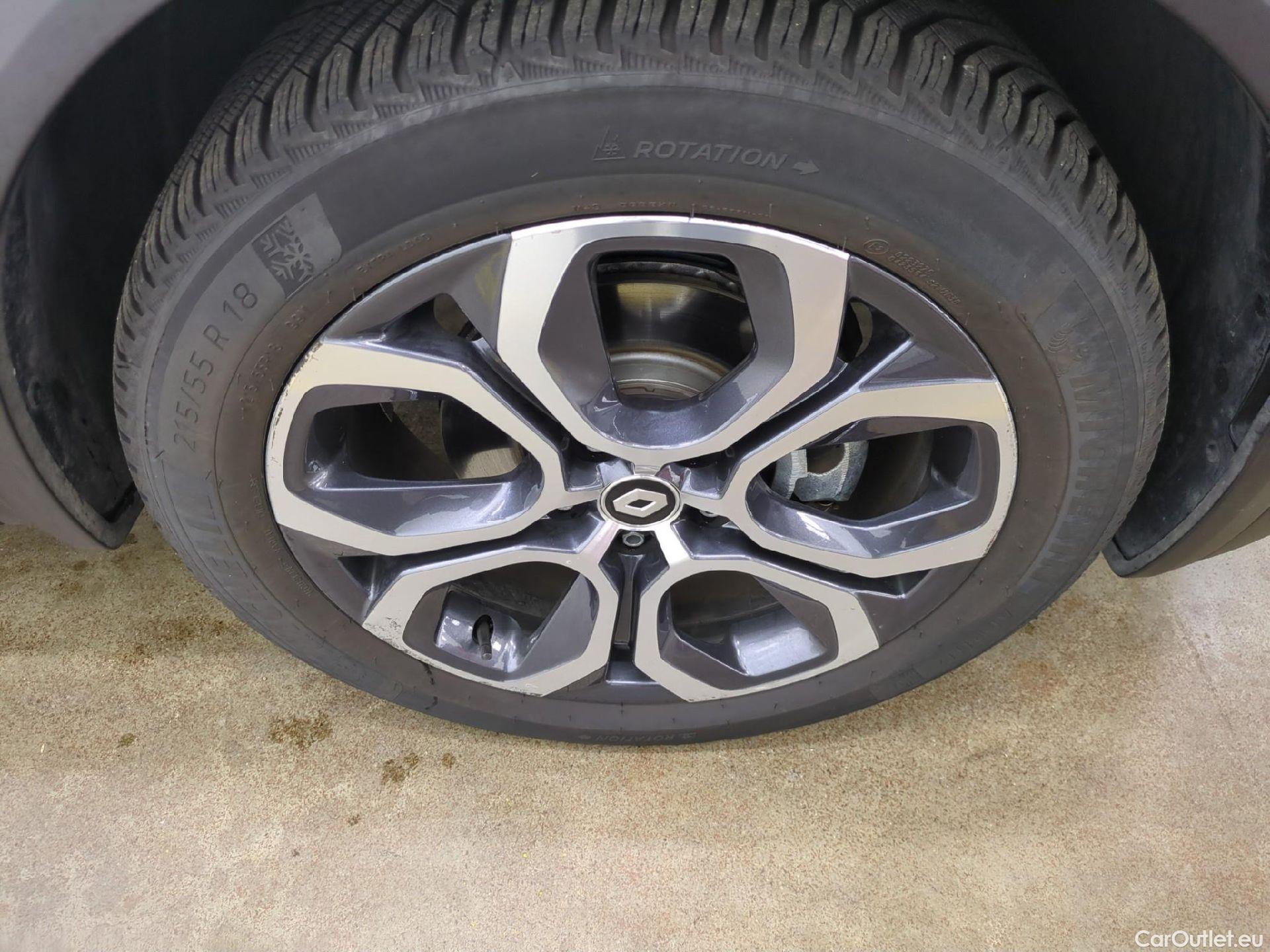  Renault  Captur RENAULT  / 2019 / 5P / SUV techno E-Tech hybride rechargeable 160 #5