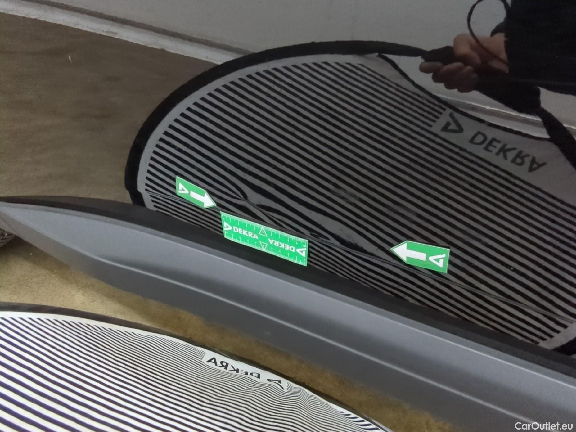  Peugeot  3008  Active Business 1.5 HDi 130CV BVA8 E6d #31