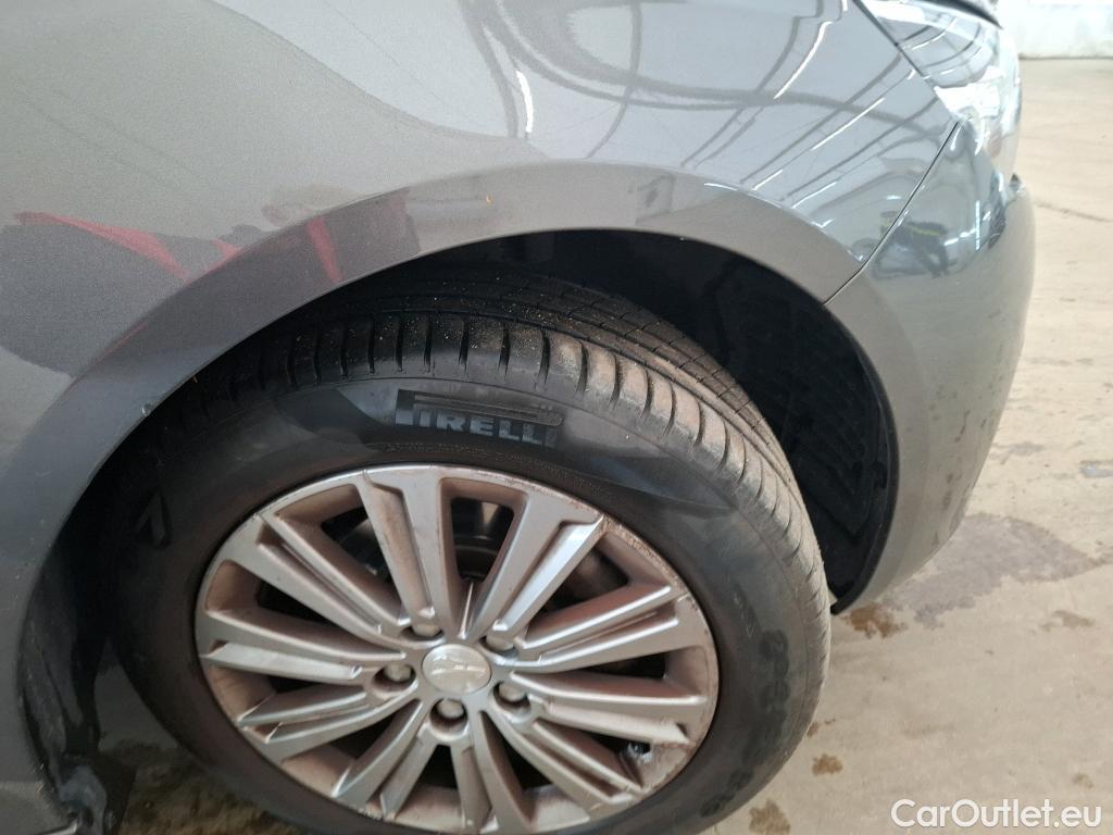  Peugeot  308  Allure 1.2 PureTech 130CV BVA8 E6d #42