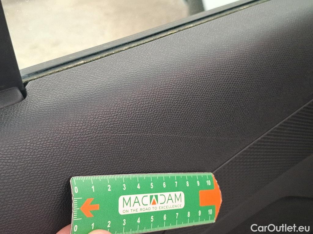  Peugeot  308 PEUGEOT  / 2021 / 5P / Berline PHEV 180 E-EAT8 ACTIVE PACK #17