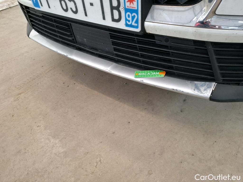  DS  DS7 7 Crossback Grand Chic 1.5 BlueHDi 130CV BVA8 E6d #30