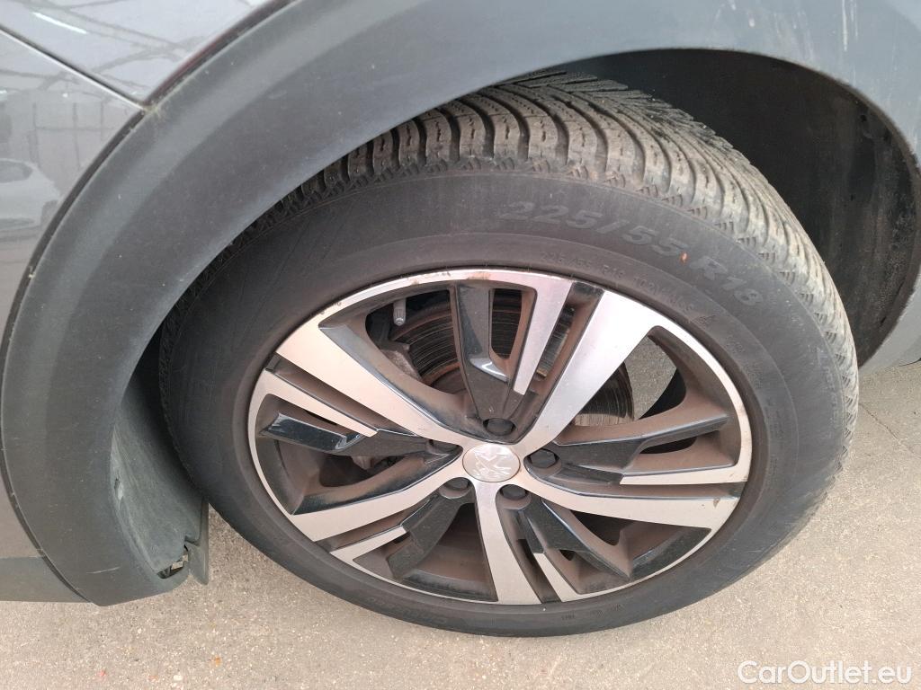  Peugeot  5008  GT 1.2 PureTech 130CV BVA8 7 Sieges E6d #15