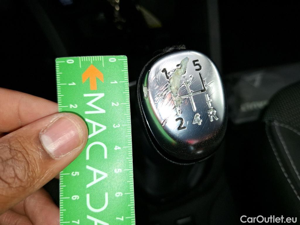  Renault  Clio RENAULT  5p Berline Business TCe 90 - 18 #50