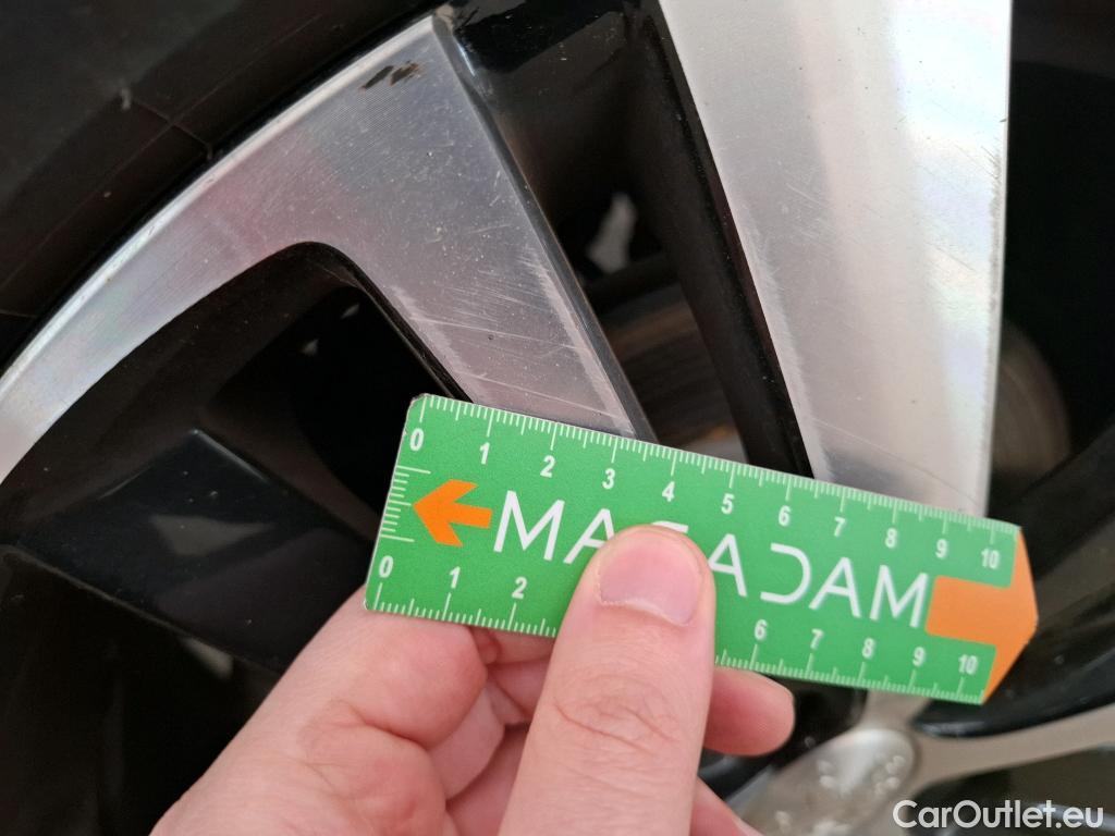  Peugeot  5008  GT 1.2 PureTech 130CV BVA8 7 Sieges E6d #22