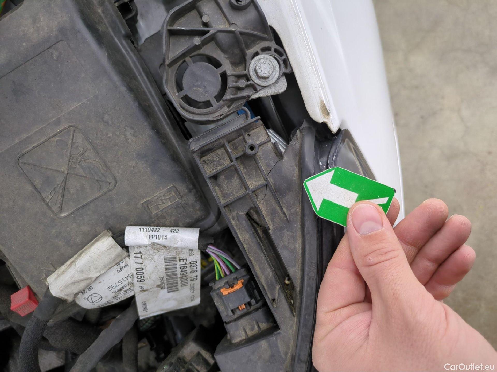  Peugeot  308  Premium Pack 1.5 HDi 130CV BVM6 E6dT #4