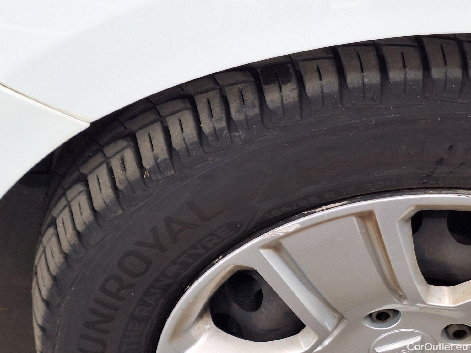  Dacia  Sandero Dacia,  '13, Dacia  SCe 75 Comfort 5d #71