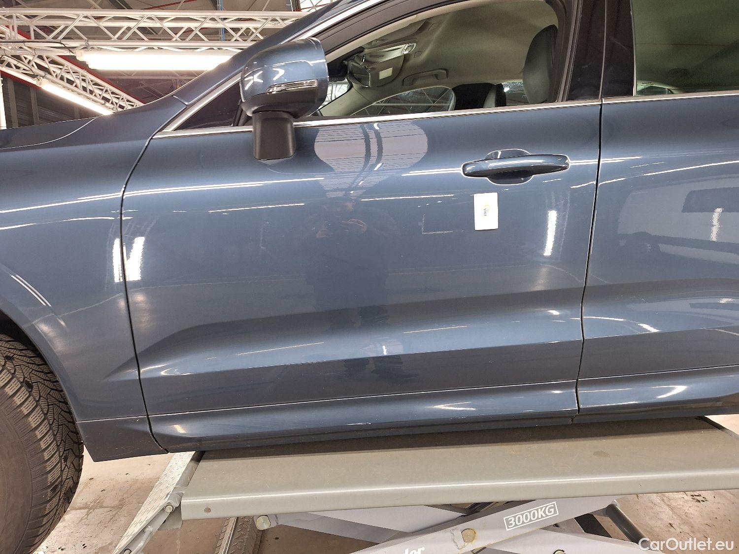  Volvo  XC60 Volvo,  '17, Volvo  D4 120kW Geartronic Momentum Pro 5d #28