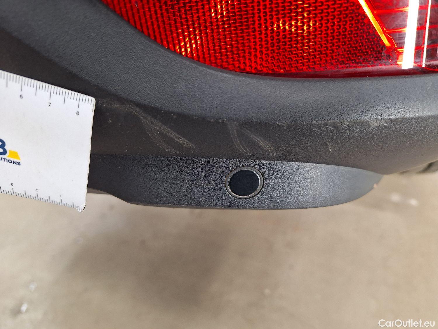  Peugeot  3008 Peugeot, 5008 FL'20, Peugeot 5008 1.5 BlueHDi 96kW S&S EAT8 Style 5d #22