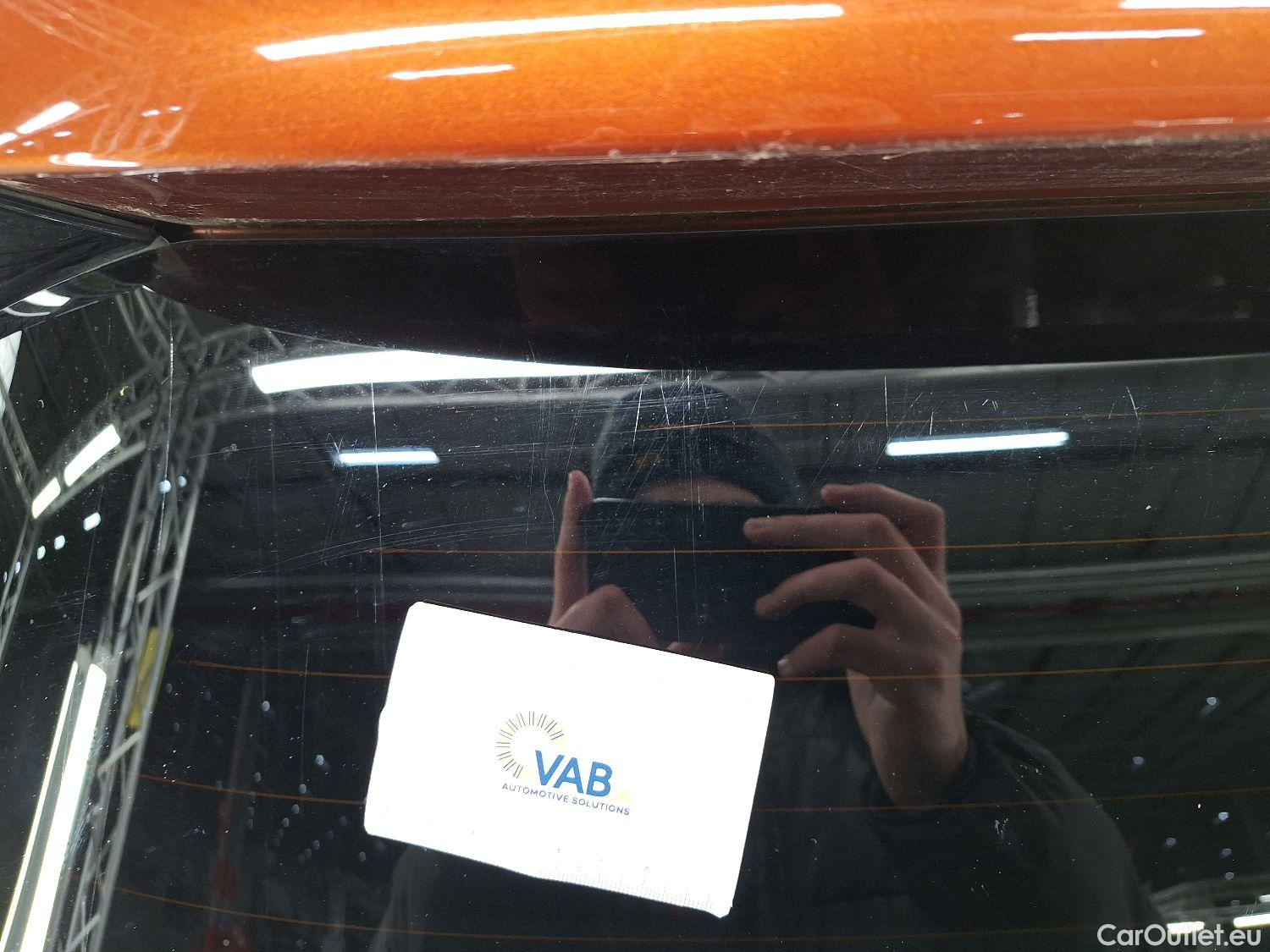  Peugeot  3008 Peugeot, 5008 FL'20, Peugeot 5008 1.5 BlueHDi 96kW S&S EAT8 Style 5d #39