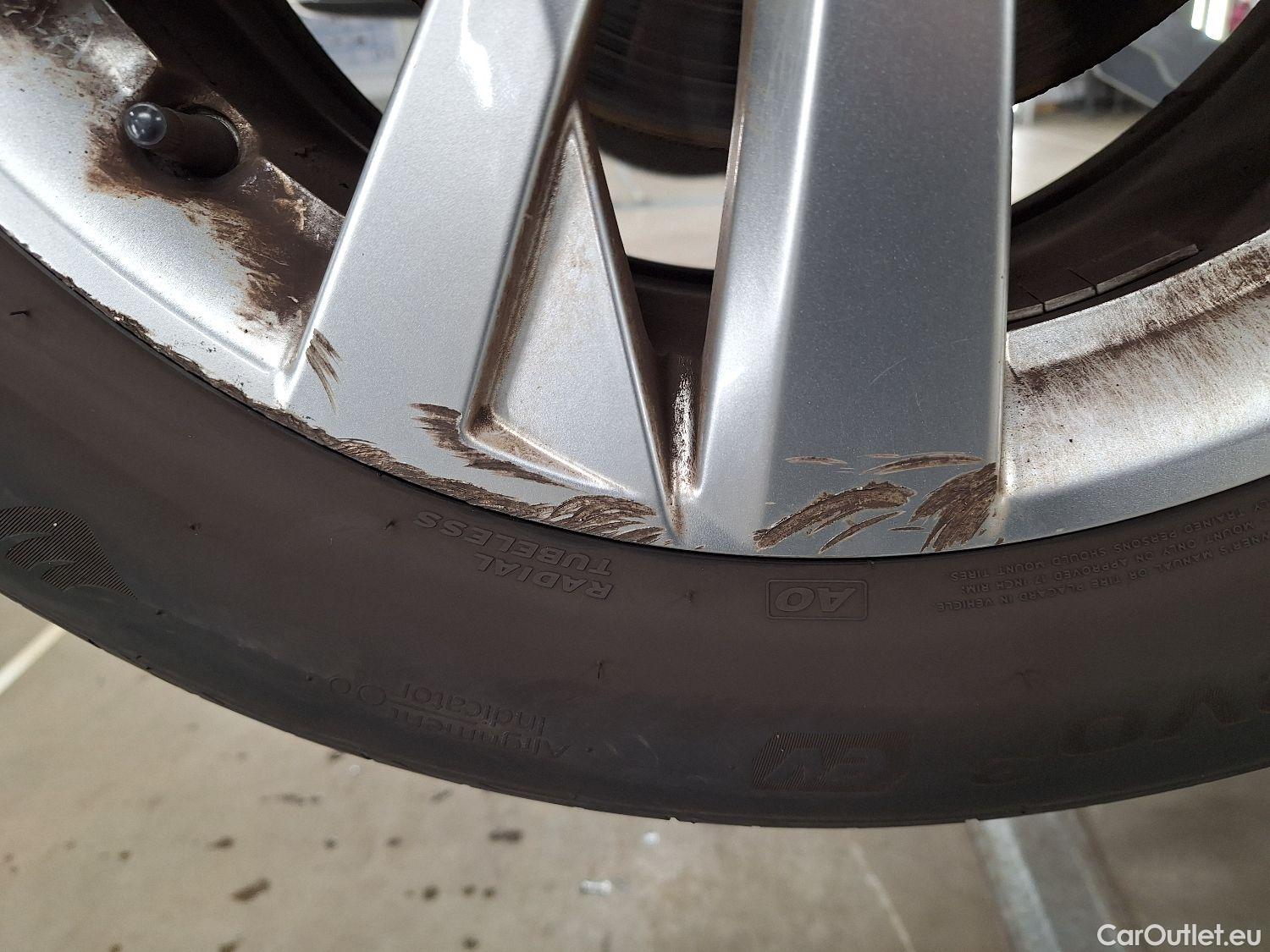  Peugeot  3008 Peugeot, 5008 FL'20, Peugeot 5008 1.5 BlueHDi 96kW S&S EAT8 Style 5d #11