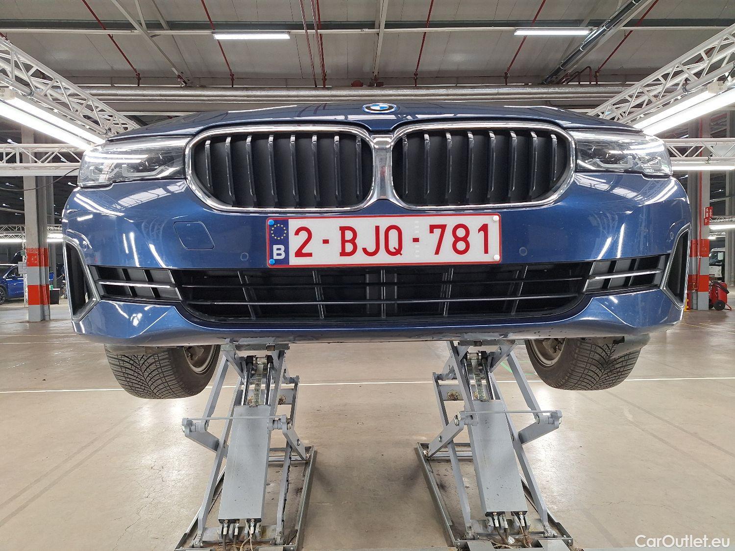  Bmw  Serie 5 BMW, 5-ser To FL'20 PHEV, BMW 5 Reeks Touring 530e Auto 5d #3