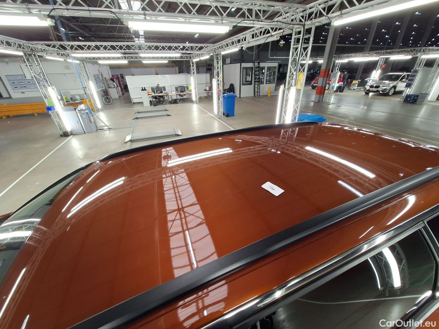  Peugeot  3008 Peugeot, 5008 FL'20, Peugeot 5008 1.5 BlueHDi 96kW S&S EAT8 Style 5d #42