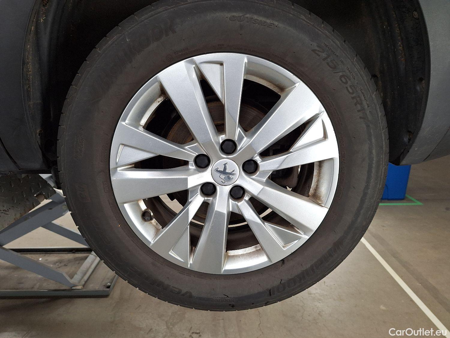  Peugeot  3008 Peugeot, 5008 FL'20, Peugeot 5008 1.5 BlueHDi 96kW S&S EAT8 Style 5d #8