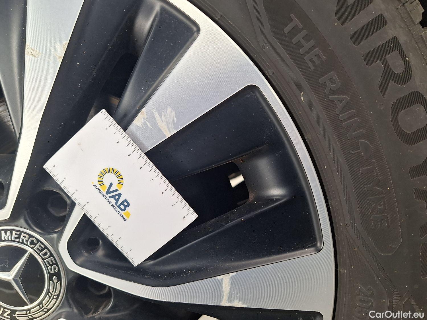  Mercedes  A-Klasse Mercedes, A-Class Berline '18, Mercedes-Benz  Limousine A 180d Business S #41