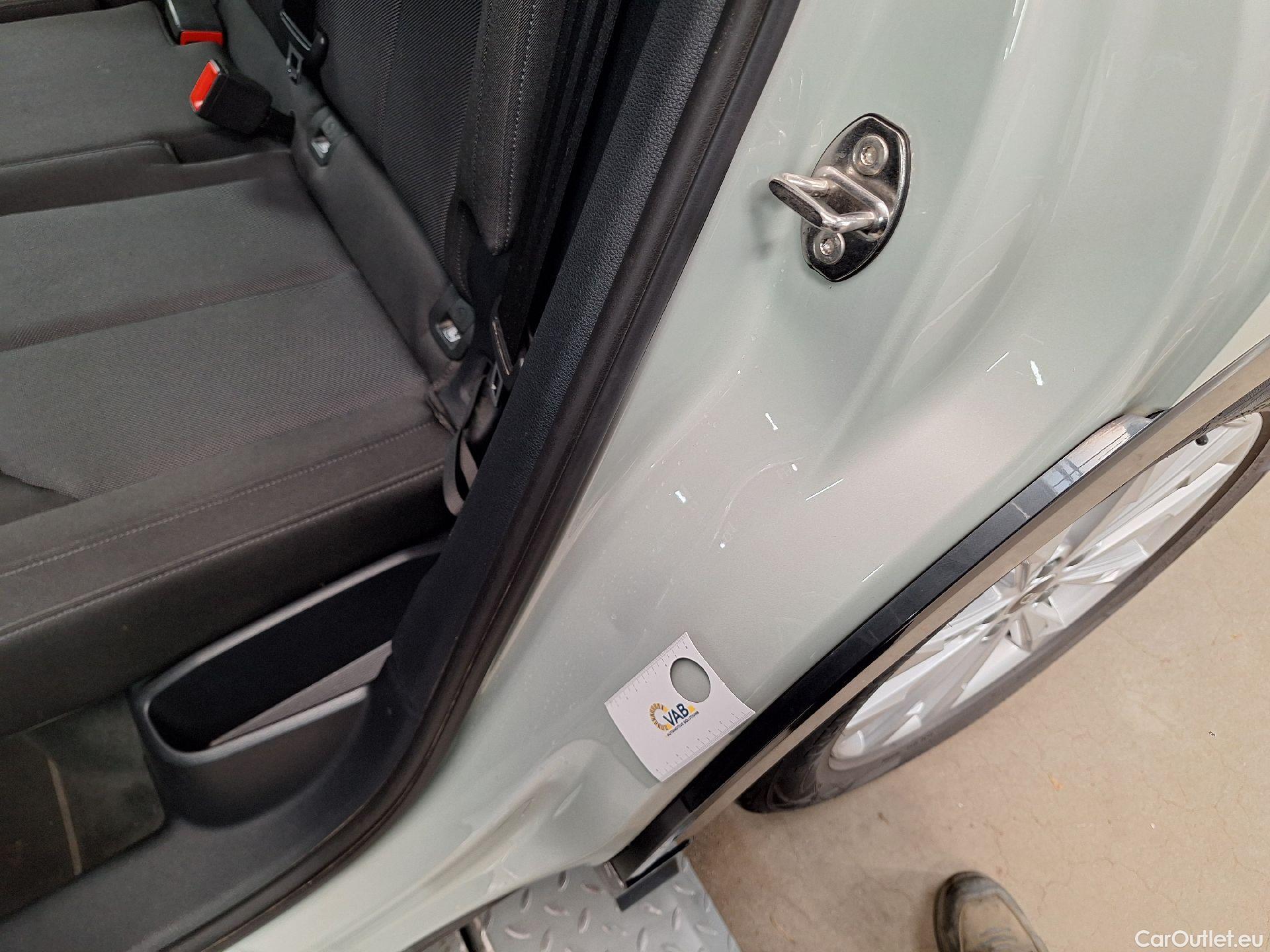  Audi  Q3 Audi,  SB '19 PHEV, Audi  Sportback 45 TFSI e S tronic S Line 5d #8