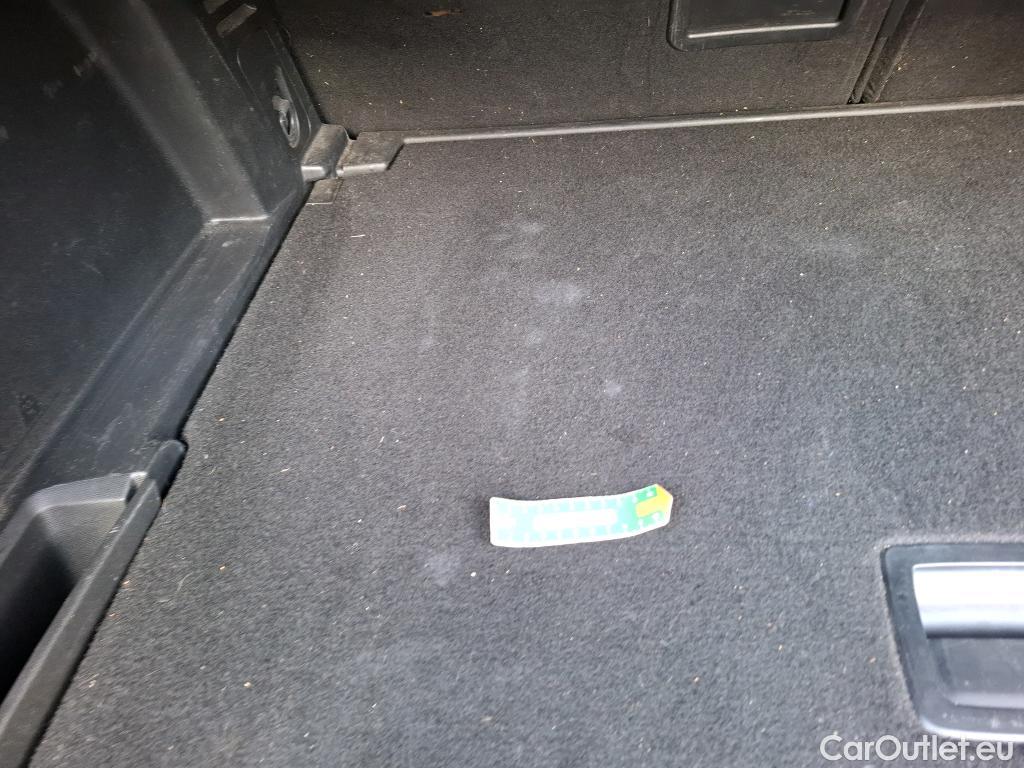  Peugeot  3008  Allure Business 1.2 PureTech 130CV BVA8 E6d #14