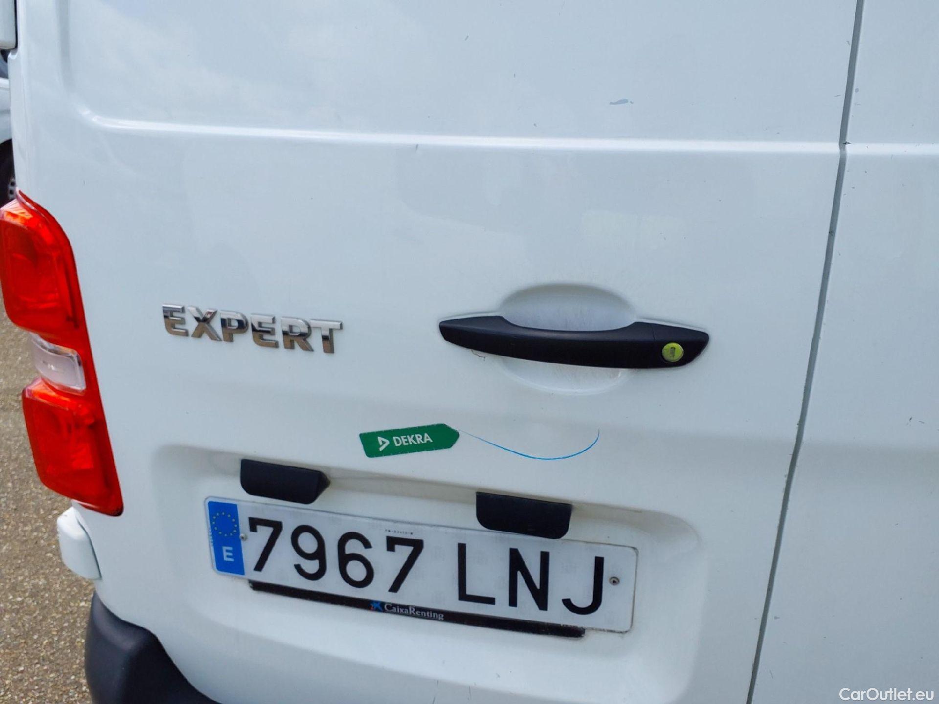  Peugeot  Expert PEUGEOT  / 2016 / 4P / furgón Furgón Pro 2.0 BlueHDi 120 S&S Standard #16