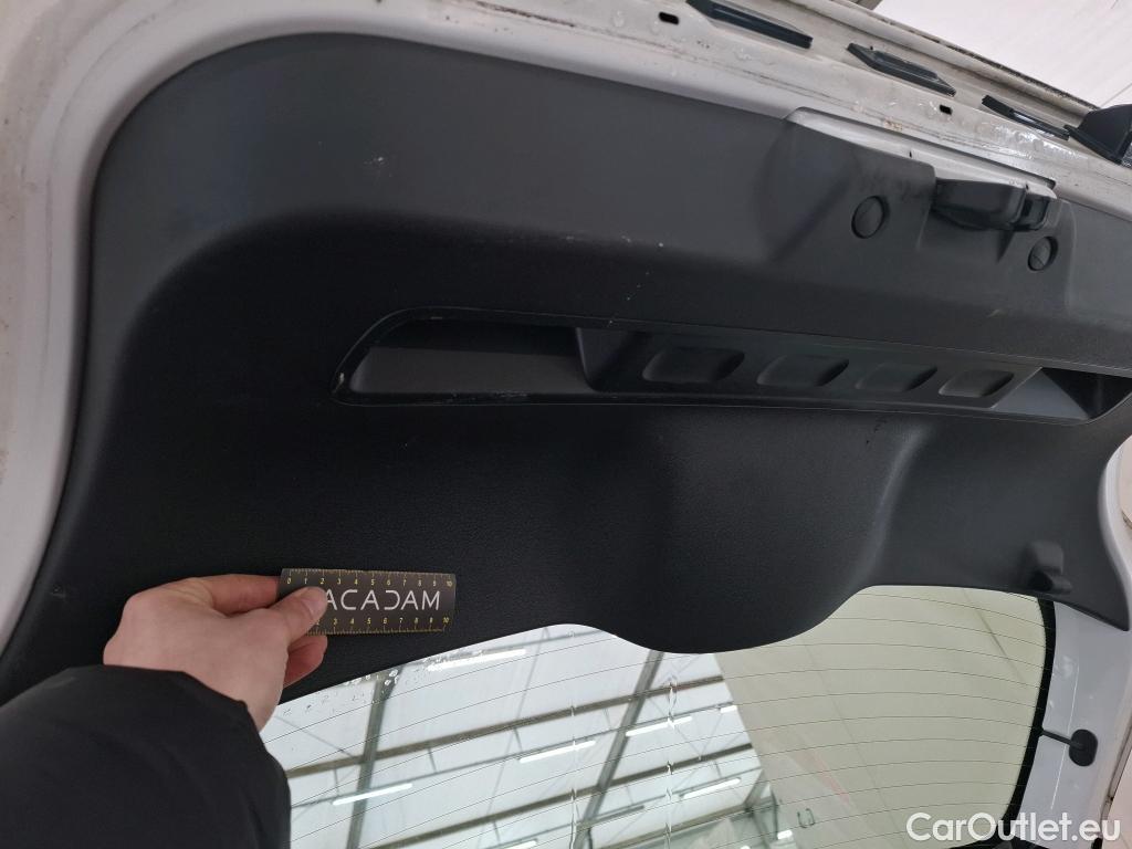  Citroen  C3  Shine Business 1.2 PureTech 110CV BVM6 E6d #6