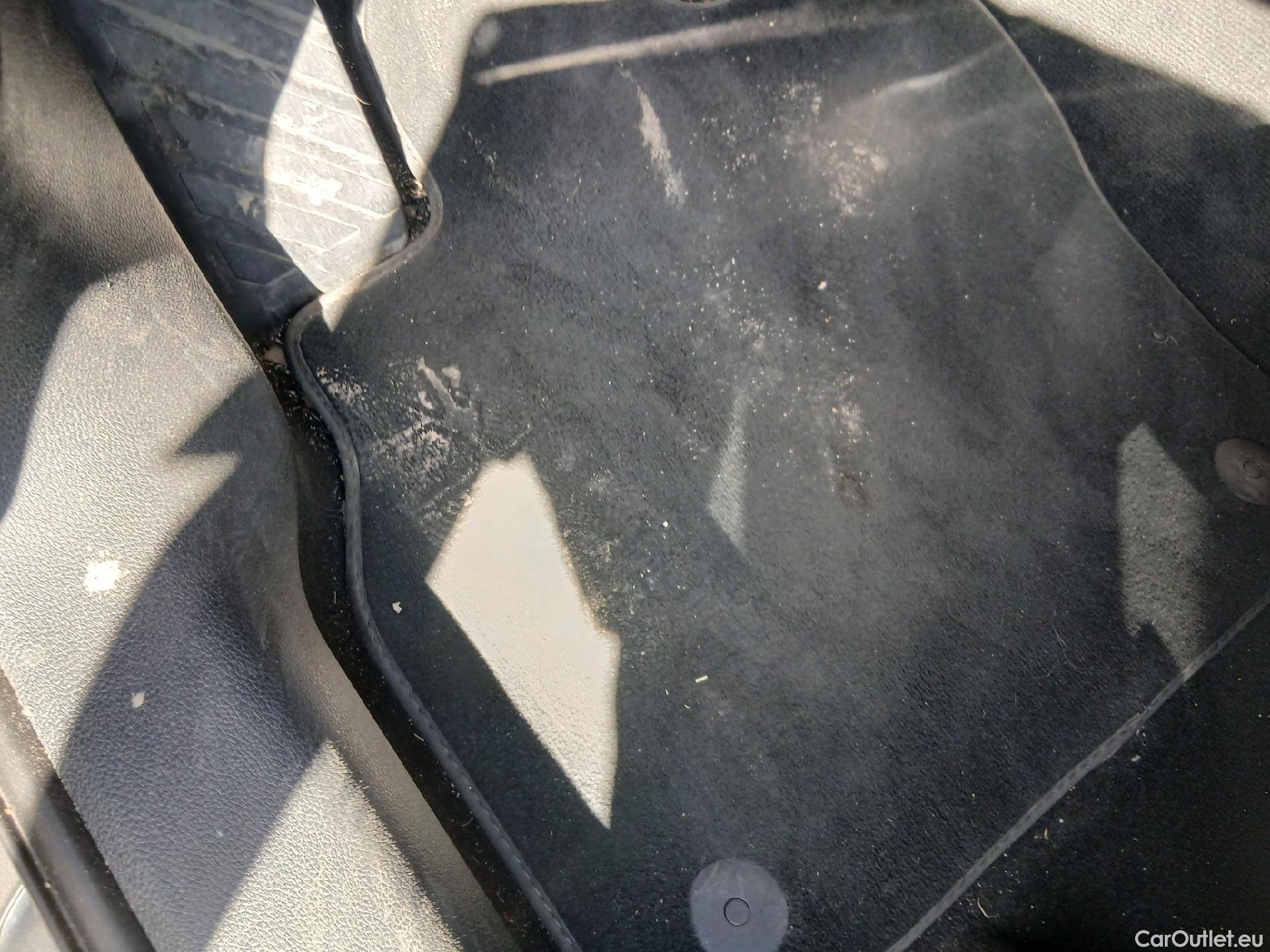  Audi  Q3 AUDI  / 2018 / 5P / todoterreno Advanced 35 TDI 110kW (150CV) S tronic #21