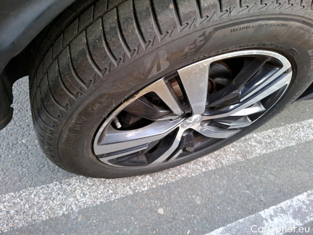  Peugeot  3008  Allure Business 1.2 PureTech 130CV BVA8 E6d #7