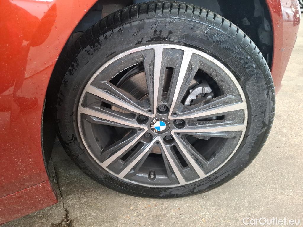  Bmw  Serie 1 BMW Série 1 / 2019 / 5P / Berline 1.5 116D DKG7 Business Design (Ex 668K) #23