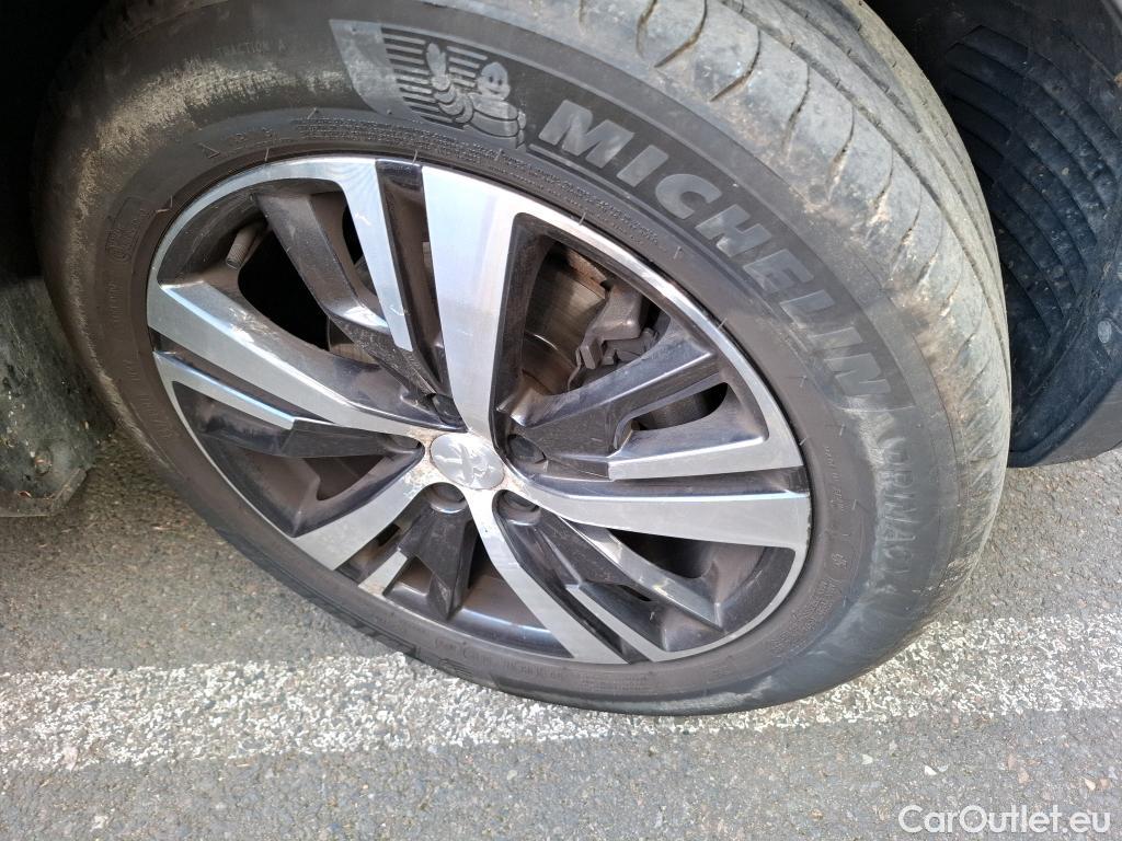  Peugeot  3008  Allure Business 1.2 PureTech 130CV BVA8 E6d #10