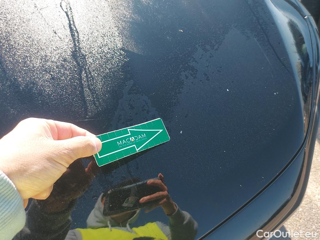  Mercedes  GLB MERCEDES-BENZ  / 2019 / 5P / todoterreno  200 d 4MATIC #3