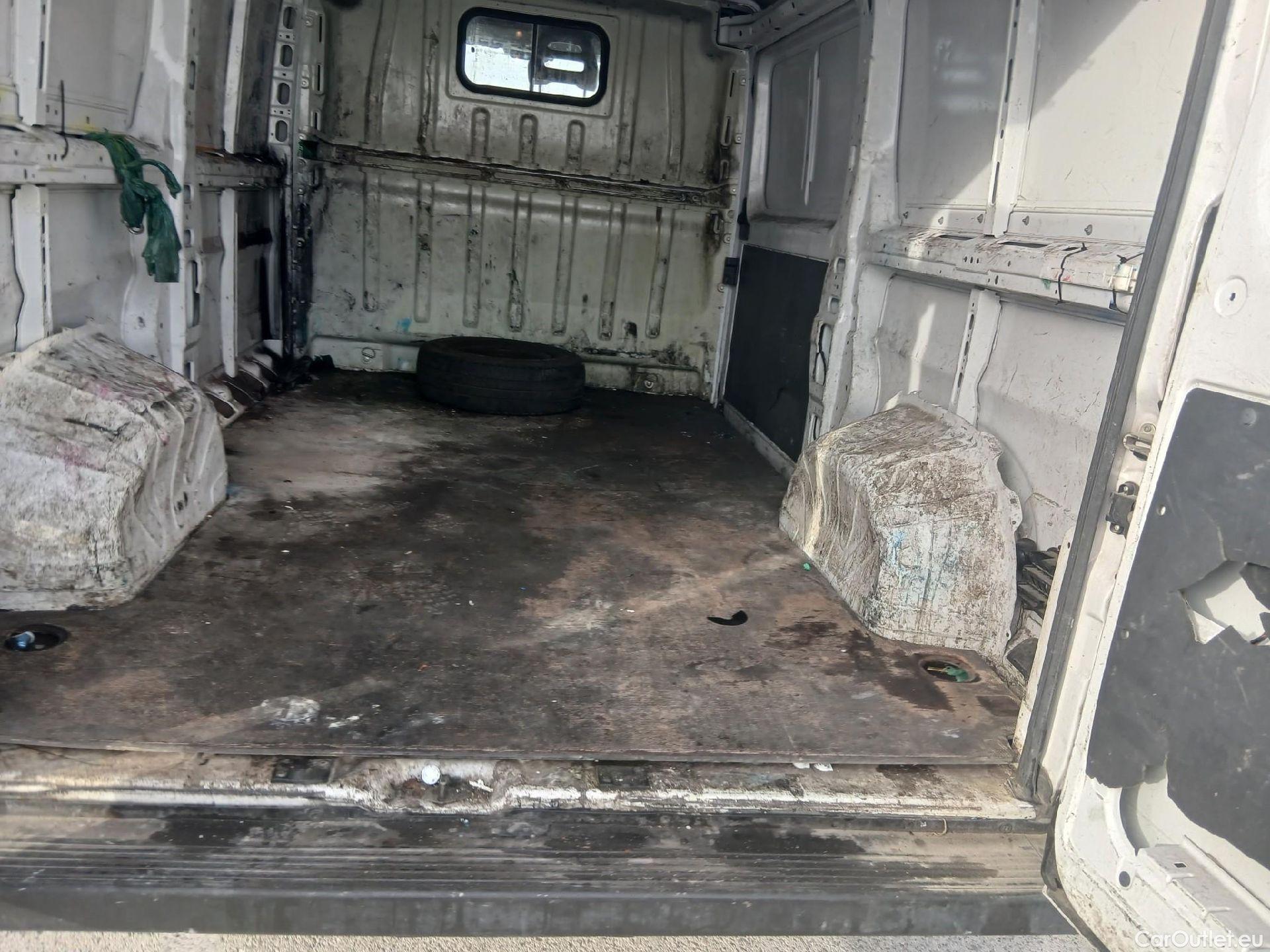  Fiat  Ducato FIAT  / 2014 / 4P / furgón Furgón 35 Medio 100kW Natural Power #1