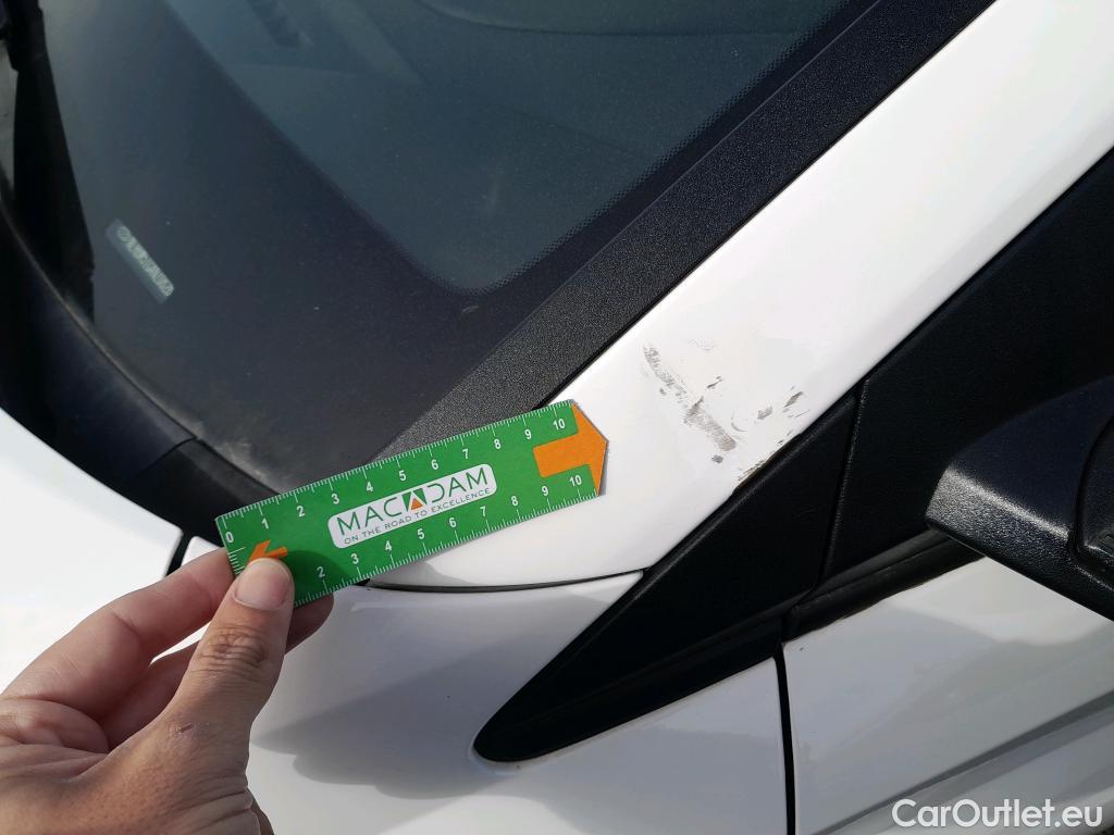  Hyundai  i20 HYUNDAI  / 2020 / 5P / berlina con portón 1.0 TGDI 74kW (100CV) 48V Essence #17