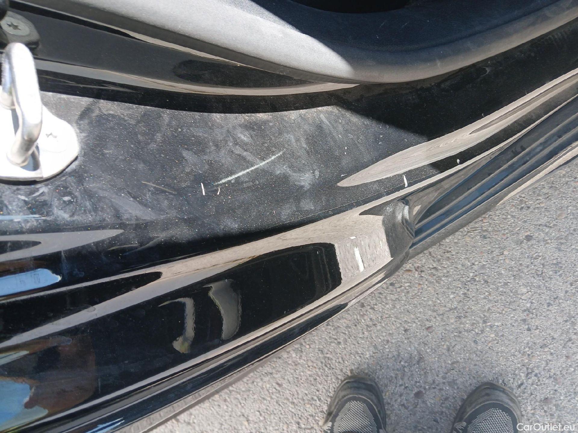  Mercedes  A-Klasse MERCEDES-BENZ Clase A berlina con portón A 250 e 220 CV 11 kWh #Opcionales 5800€# #11