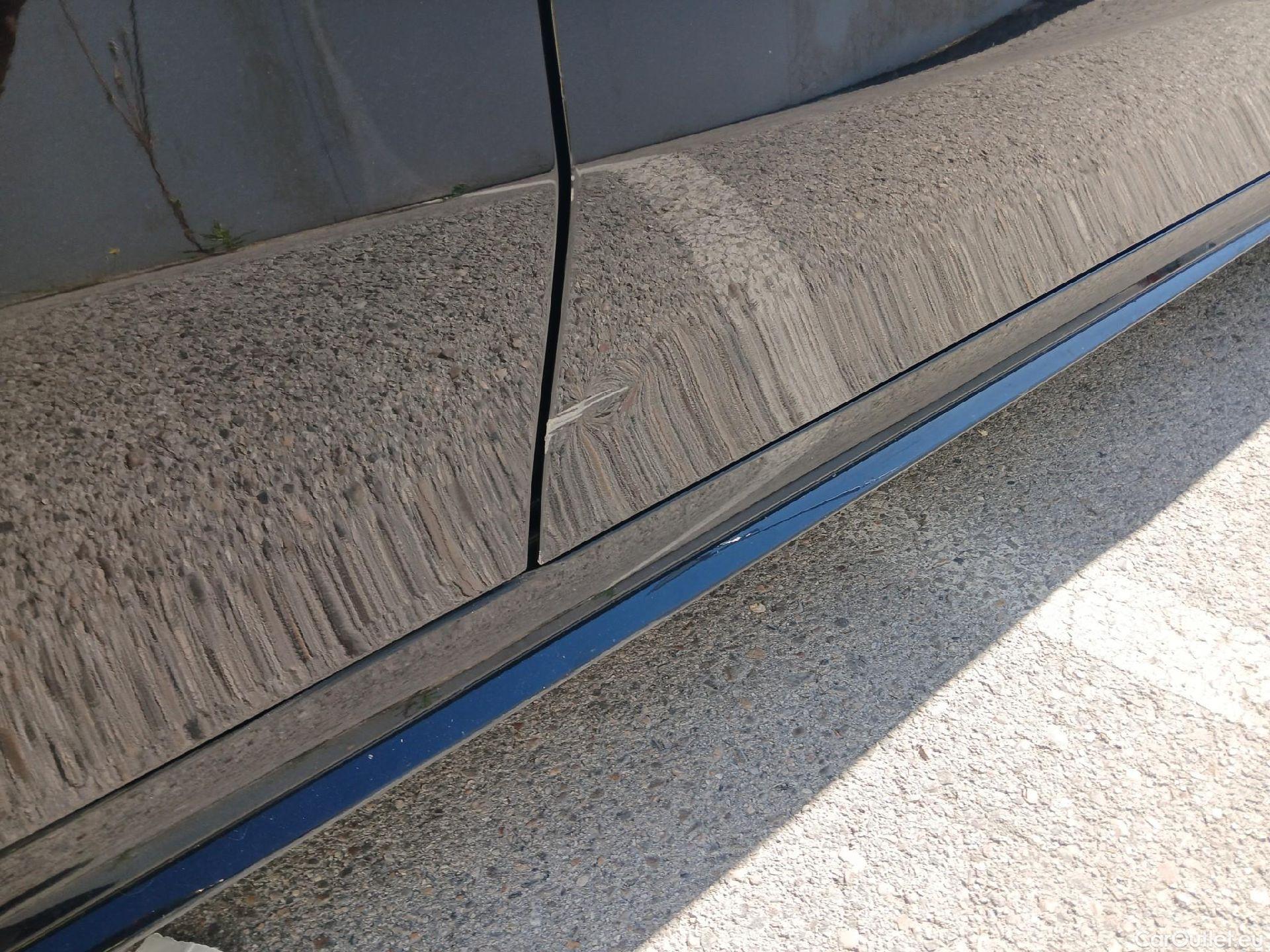  Mercedes  A-Klasse MERCEDES-BENZ Clase A berlina con portón A 250 e 220 CV 11 kWh #Opcionales 5800€# #46