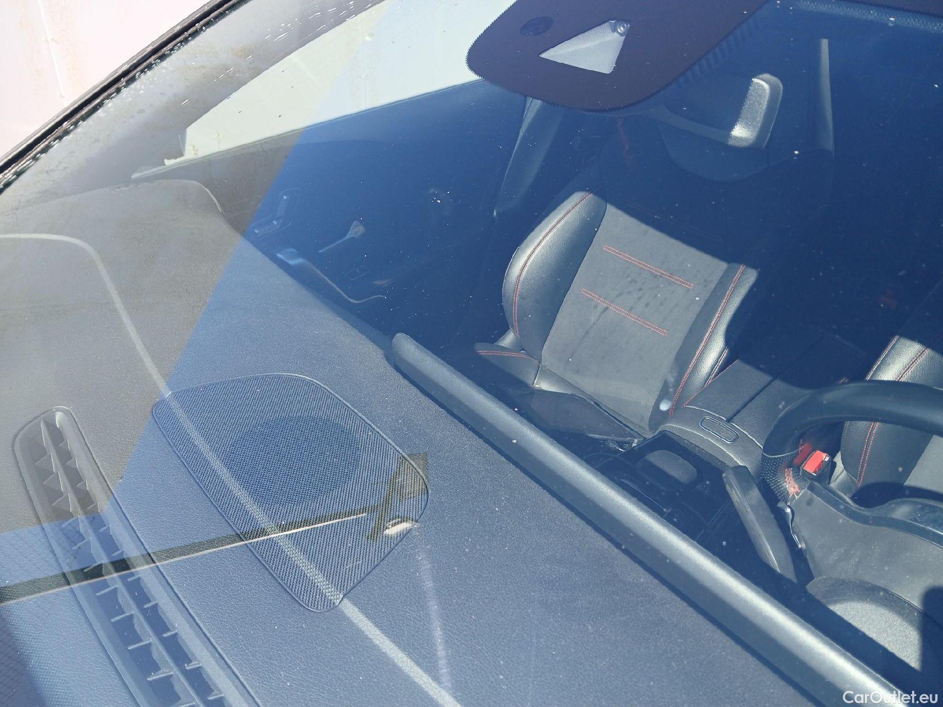  Mercedes  A-Klasse MERCEDES-BENZ Clase A berlina con portón A 250 e 220 CV 11 kWh #Opcionales 5800€# #23