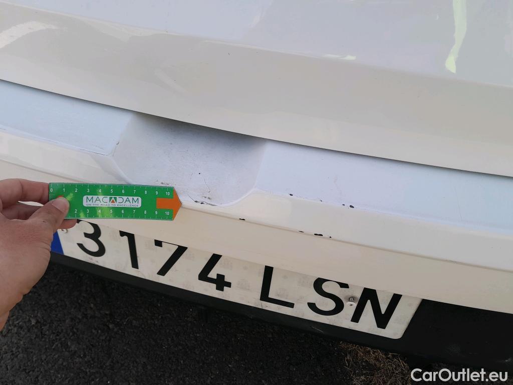  Hyundai  i20 HYUNDAI  / 2020 / 5P / berlina con portón 1.0 TGDI 74kW (100CV) 48V Essence #33