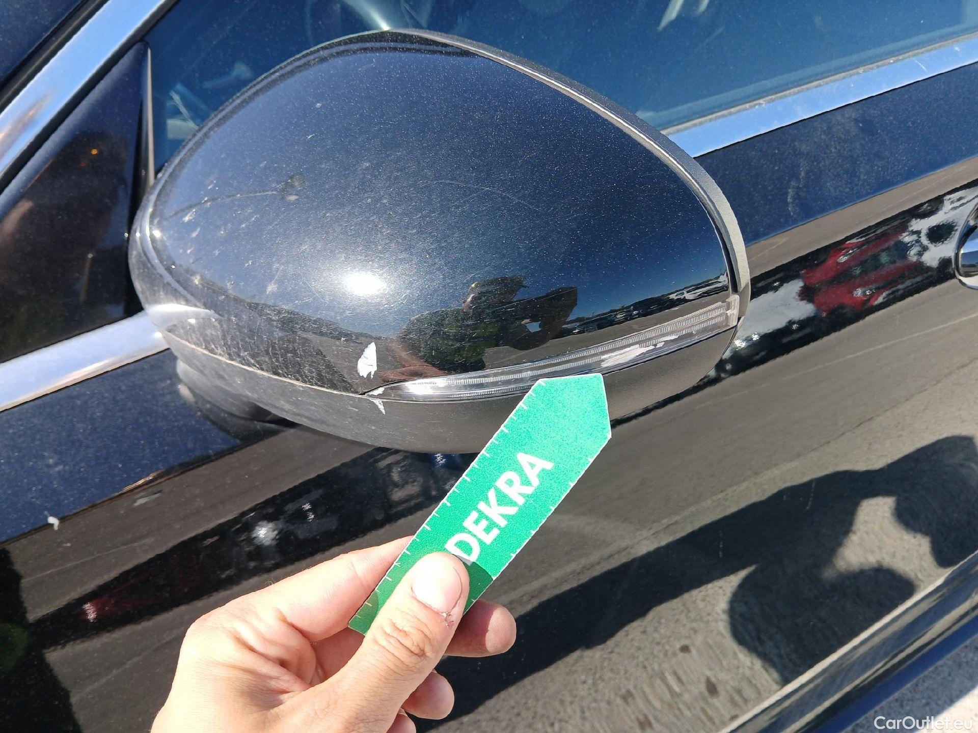  Mercedes  A-Klasse MERCEDES-BENZ Clase A berlina con portón A 250 e 220 CV 11 kWh #Opcionales 5800€# #28