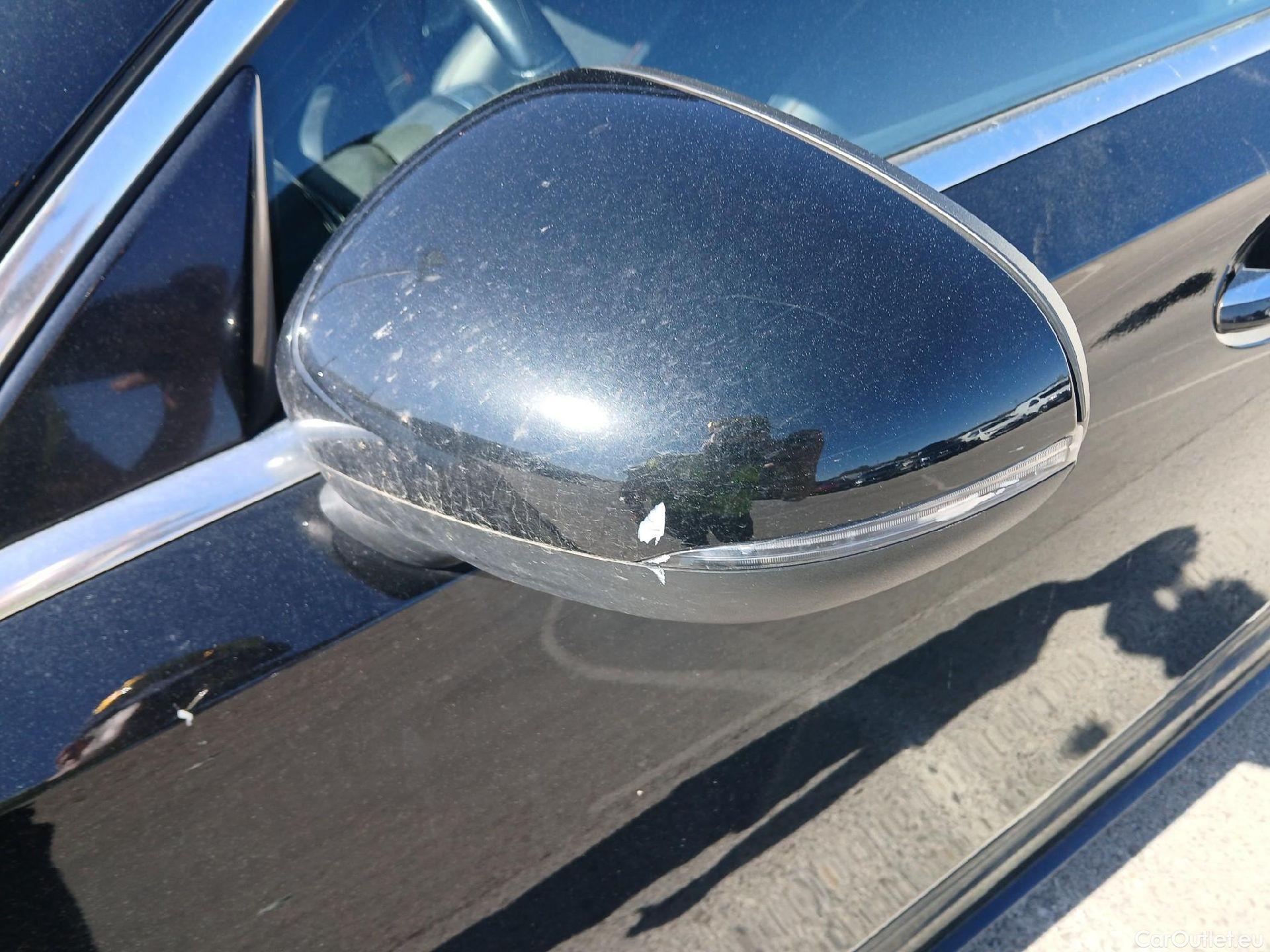  Mercedes  A-Klasse MERCEDES-BENZ Clase A berlina con portón A 250 e 220 CV 11 kWh #Opcionales 5800€# #26