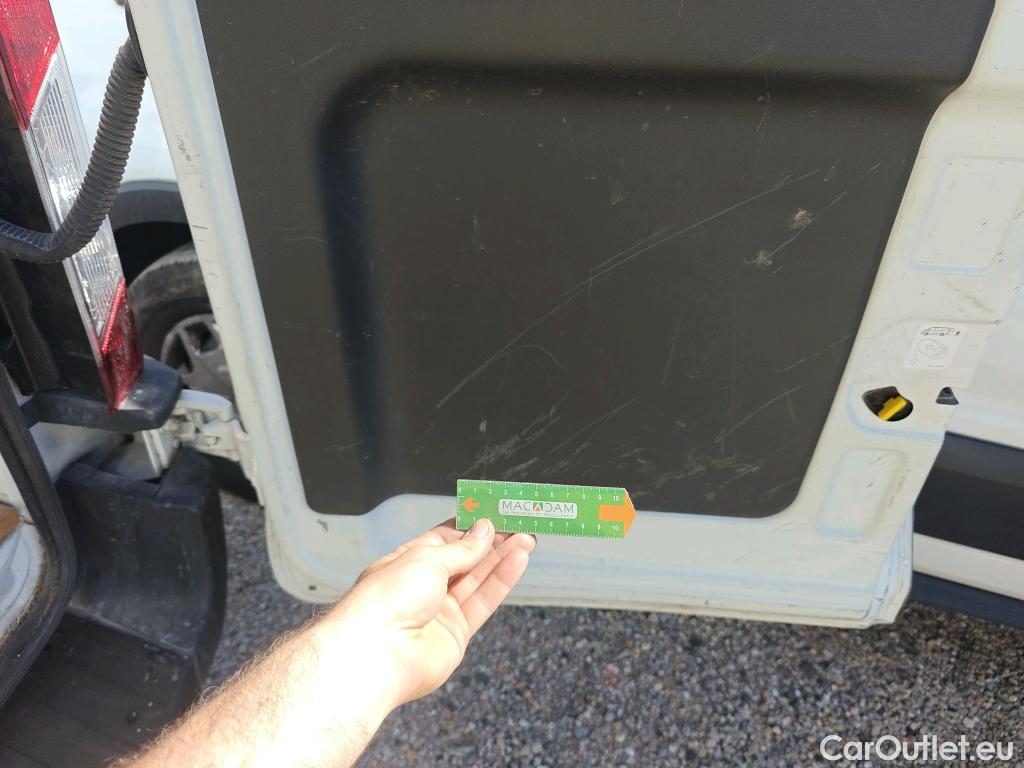  Ford  Transit FORD  / 2013 / 4P / furgón 350 96kW L4H3 Van Trend RWD #31