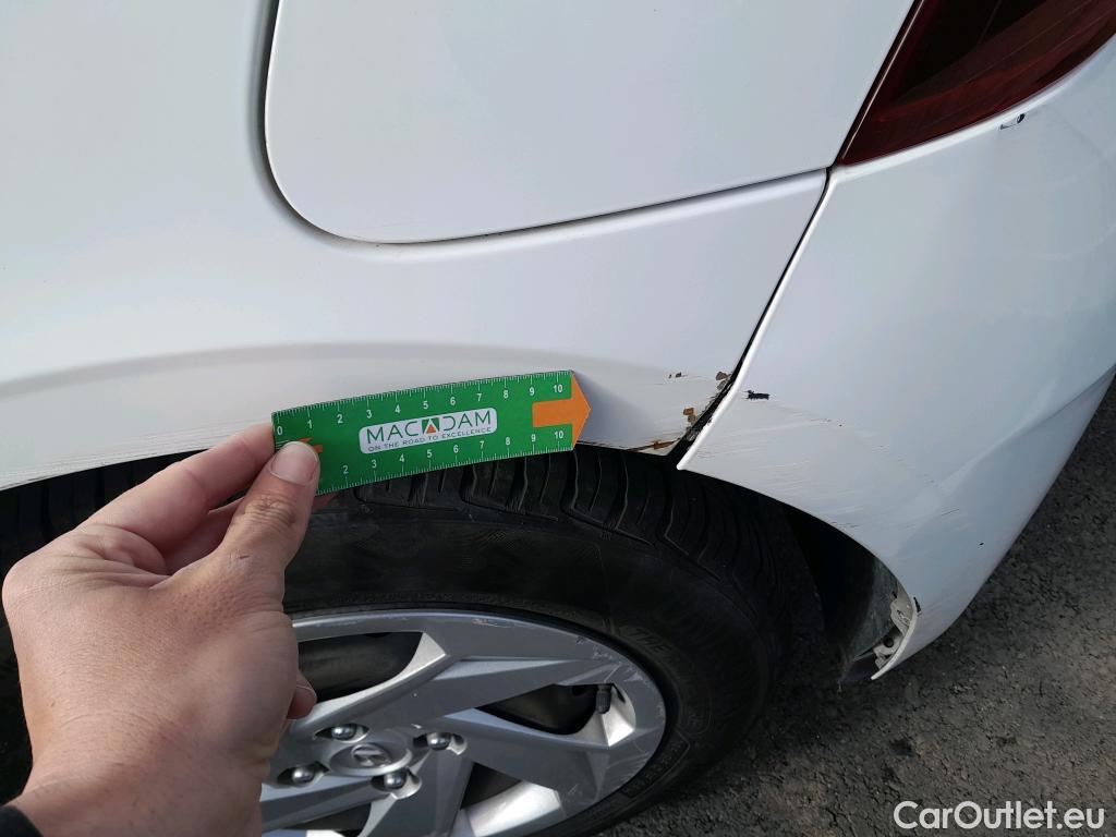  Hyundai  i20 HYUNDAI  / 2020 / 5P / berlina con portón 1.0 TGDI 74kW (100CV) 48V Essence #28