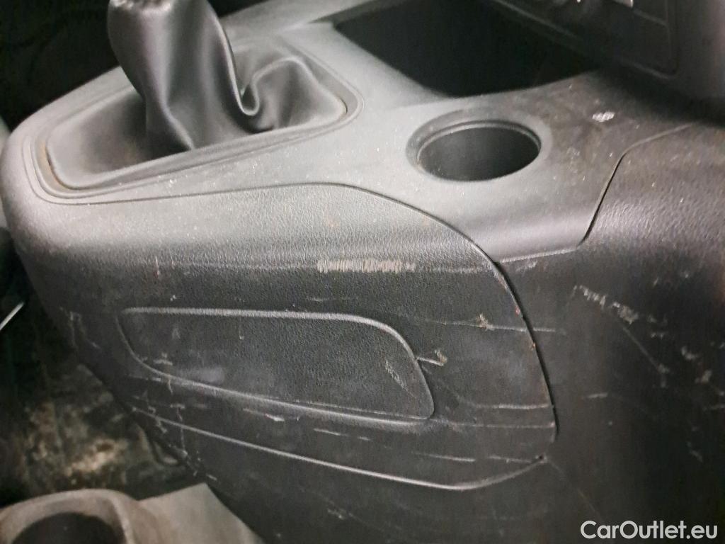  Toyota  Proace TOYOTA  City / 2020 / 4P / combi 1.5D 75kW (100CV) GX L1 (CX) #3