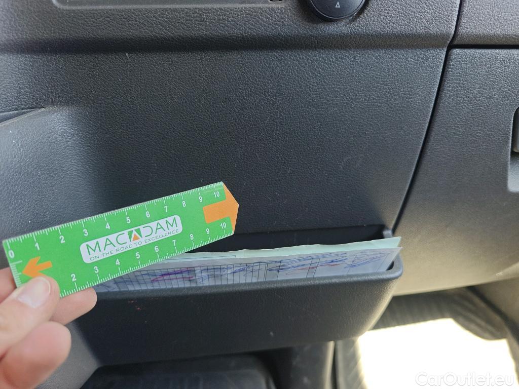  Ford  Transit FORD  / 2013 / 4P / furgón 350 96kW L4H3 Van Trend RWD #14