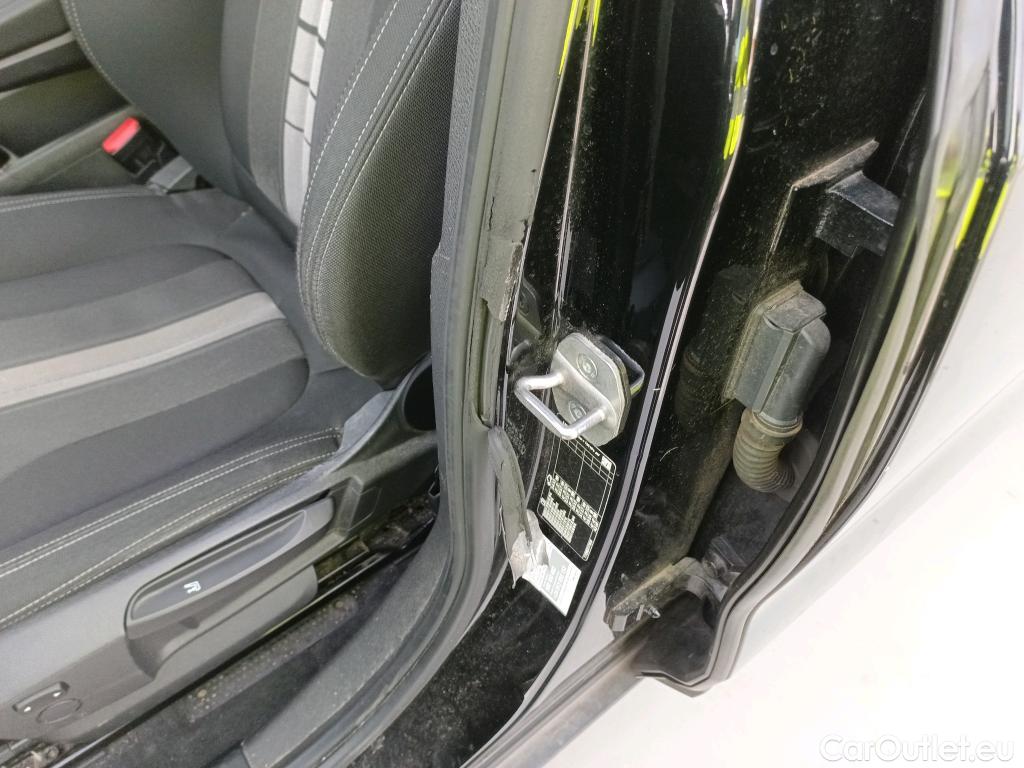  Bmw  X2 BMW  sDrive18i (CX3) 140 CV #Opcionales 11000€# #1