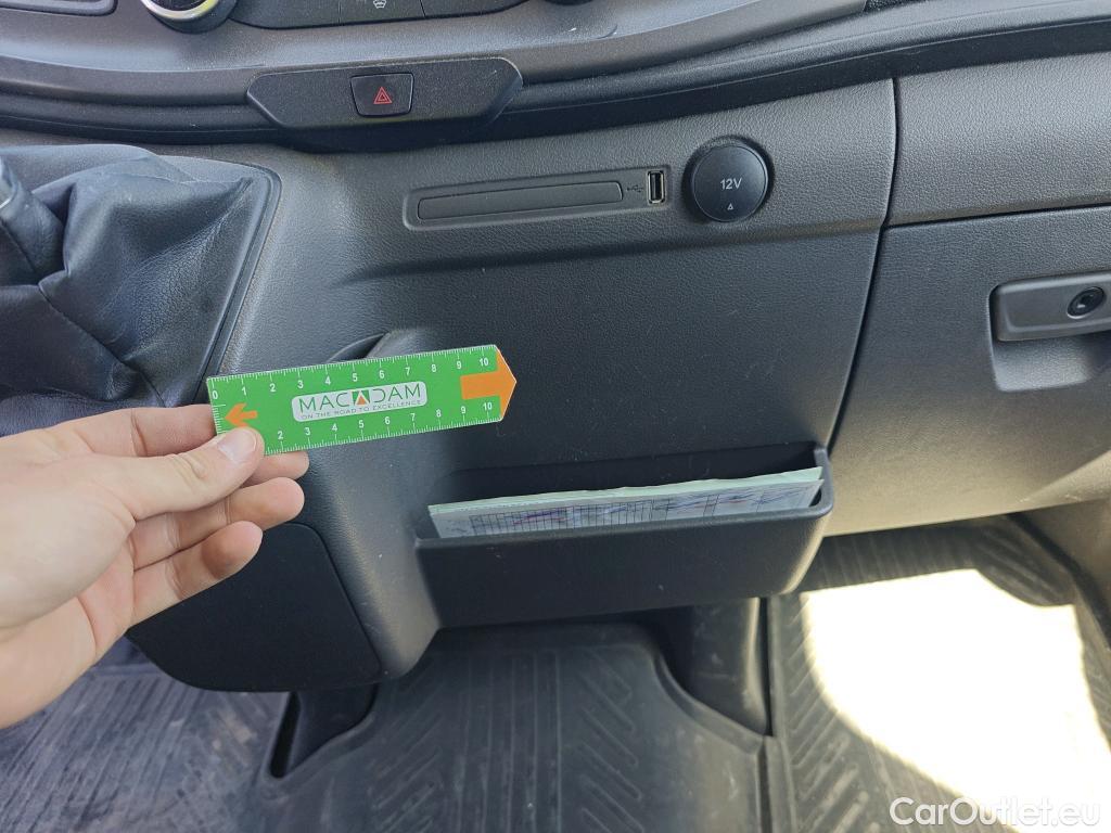  Ford  Transit FORD  / 2013 / 4P / furgón 350 96kW L4H3 Van Trend RWD #13