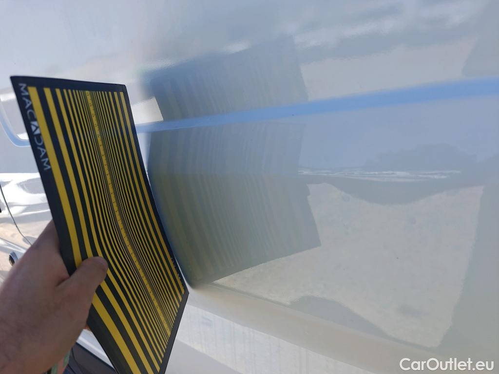  Ford  Transit FORD  / 2013 / 4P / furgón 350 96kW L4H3 Van Trend RWD #51