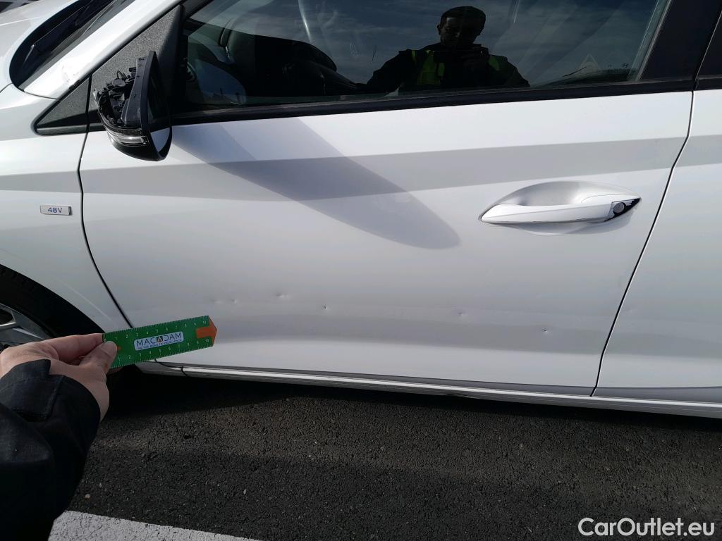  Hyundai  i20 HYUNDAI  / 2020 / 5P / berlina con portón 1.0 TGDI 74kW (100CV) 48V Essence #8