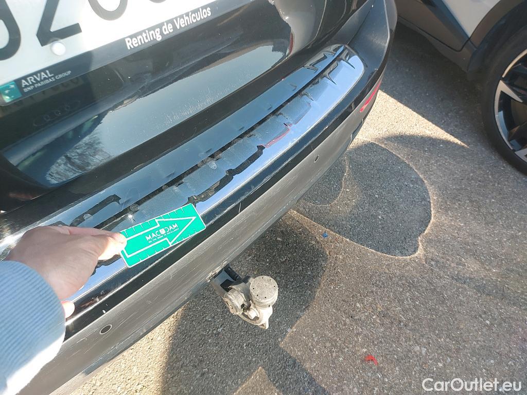  Mercedes  GLB MERCEDES-BENZ  / 2019 / 5P / todoterreno  200 d 4MATIC #8