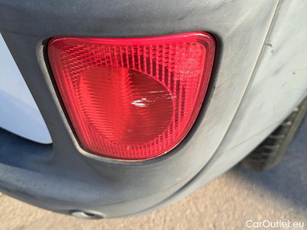  Renault  Kangoo RENAULT  Furgón/2013/3P/furgón derivado de turismo Profesional dCi 55 kW (75 CV) #18