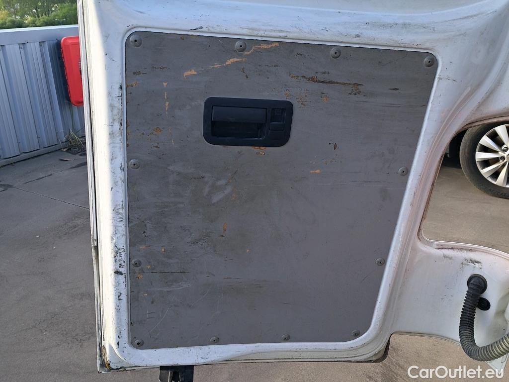  Volkswagen  Transporter VOLKSWAGEN  / 2015 / 4P / furgón Furgón Corto TN 2.0 TDI 110kW BMT 4Mot #13