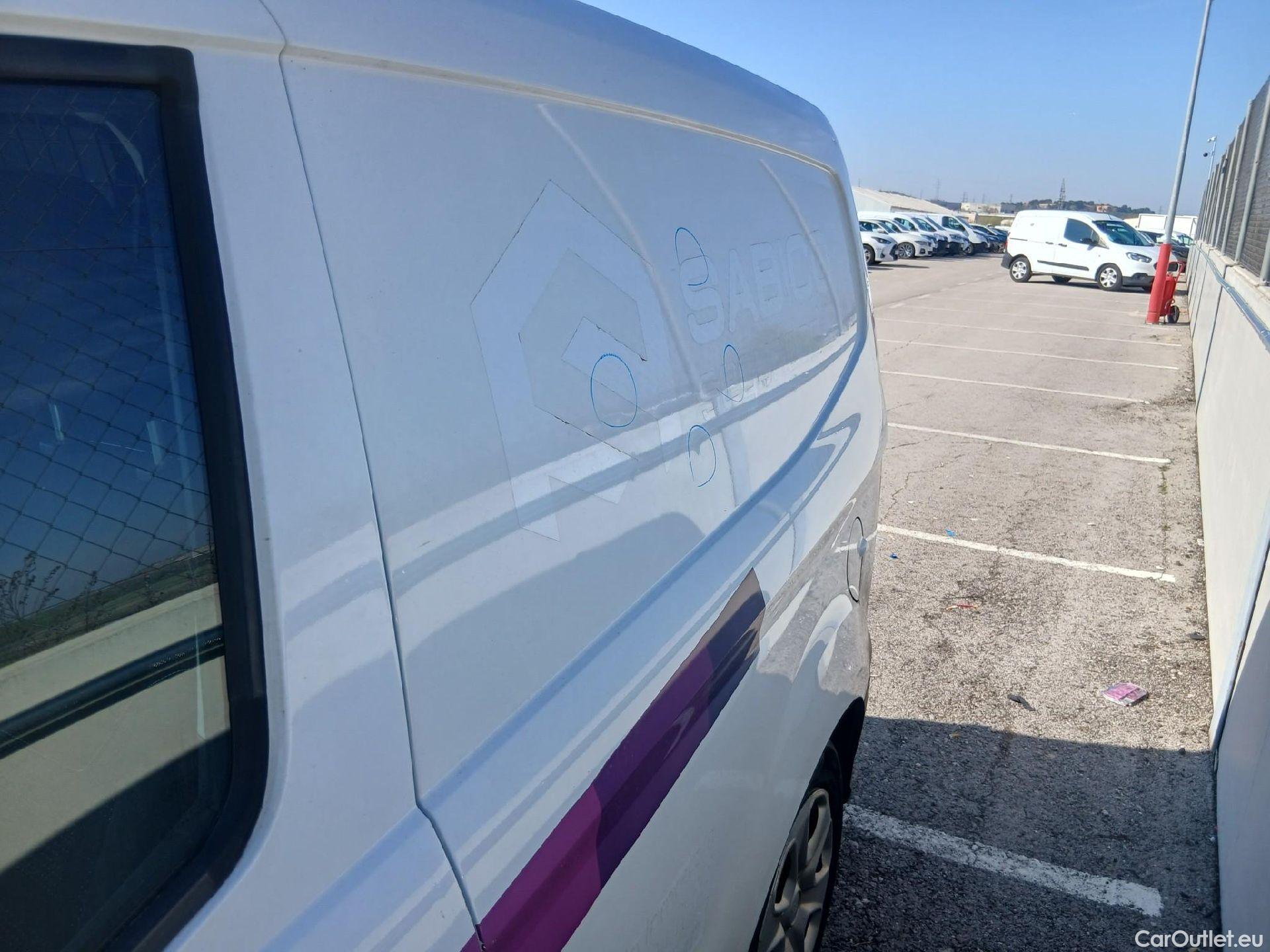  Ford  Transit FORD  Courier/2014/4P/furgón der.turis Van 1.5 TDCi 56kW Trend #13