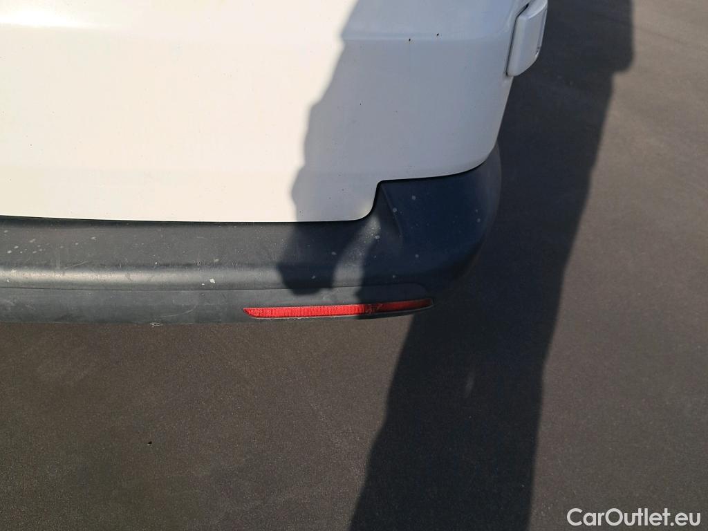  Volkswagen  Transporter VOLKSWAGEN  / 2015 / 4P / furgón Furgón Corto TN 2.0 TDI 110kW BMT 4Mot #34
